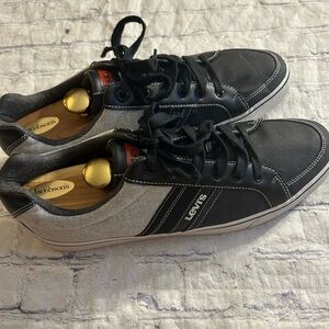 LEVI’S CHAMBRAY CANVAS GREY/BLACK MEN’S LACE UP SNEAKERS PREPPY STYLE SIZE US12